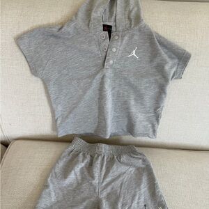 Air Jordan Boys sweat outfit 3T